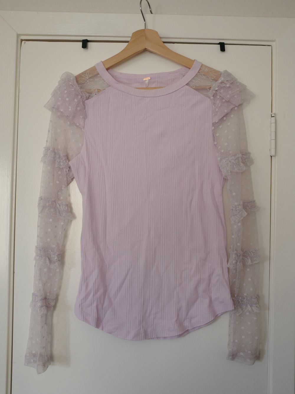 Free People Delicate Lace Sleeve Top - Light Lavender